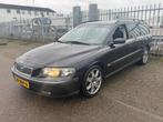 Volvo V70 2.3 T-5 250PK Automaat Leder Nette staat T5, Auto's, Volvo, Stoelverwarming, 1566 kg, Zwart, 93 €/maand