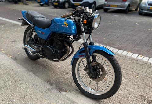 Honda CB 250 RS + 1x Opknapper + Onderdelen, Motoren, Motoren | Honda, Particulier, Naked bike, 1 cilinder, Minimaal motorrijbewijs A2