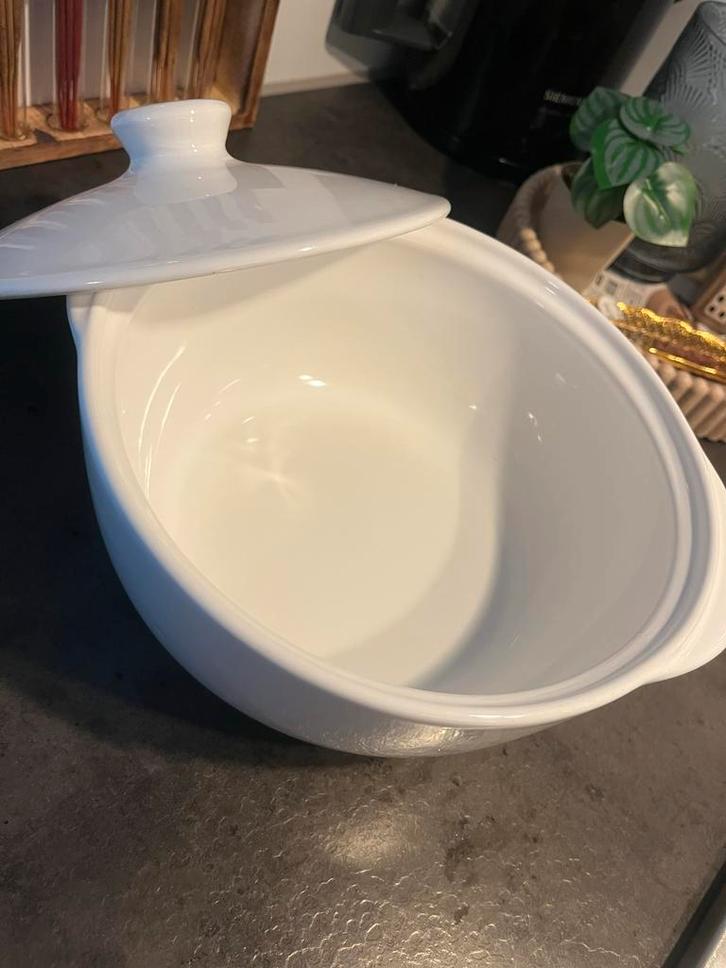 Villeroy & Boch Vivo Schaal met Deksel, Huis en Inrichting, Keuken | Servies, Nieuw, Schaal of Schalen, Effen, Aardewerk, Ophalen of Verzenden
