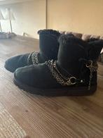 Originele zwarte Ugg mini met kettingen mt 39, UGG, Zwart, Lage of Enkellaarzen, Ophalen of Verzenden