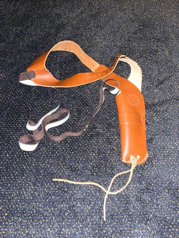 Nieuwe Bruin Lederen Holster beschikbaar voor biedingen