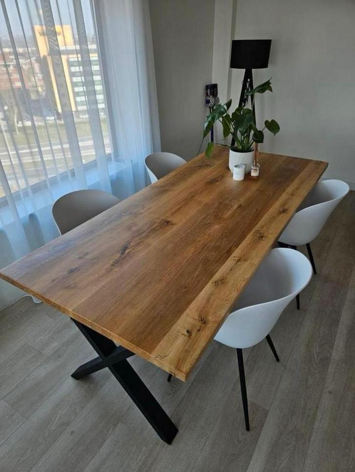Prachtige massief eiken eettafel - 225 cm, Huis en Inrichting, Tafels | Eettafels, Zo goed als nieuw, 50 tot 100 cm, 200 cm of meer