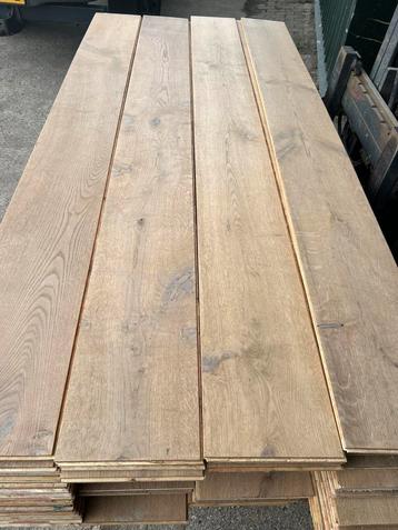 Eiken vloer 45 m2 lamelparket 23,5 cm breed 1,4 cm dik beschikbaar voor biedingen