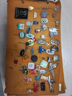 Grote verzameling speldjes/pins, Verzamelen, Speldjes, Pins en Buttons, Ophalen of Verzenden, Gebruikt, Overige onderwerpen, Speldje of Pin