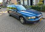 Volvo V70 2.4 D5 AUT 2004 Blauw, Auto's, 1800 kg, 179 €/maand, Blauw, 163 pk