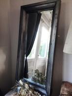 Stoere spiegel halspiegel verweerd stoer sober landelijk, Huis en Inrichting, Woonaccessoires | Spiegels, Ophalen, Minder dan 50 cm