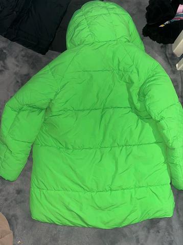 Groene Jas/Jacket beschikbaar voor biedingen