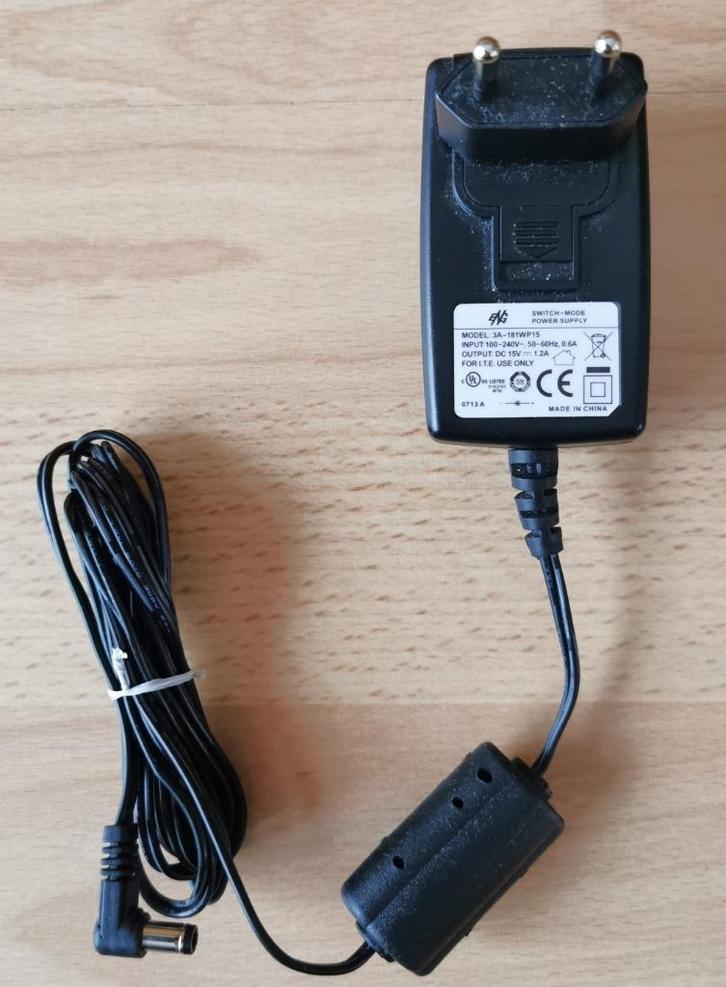 Adapter 3A-181WP15 - DC 15V 1.2A 18W - 5.5 x 2.5 mm, Computers en Software, Laptop-opladers, Zo goed als nieuw, Ophalen of Verzenden