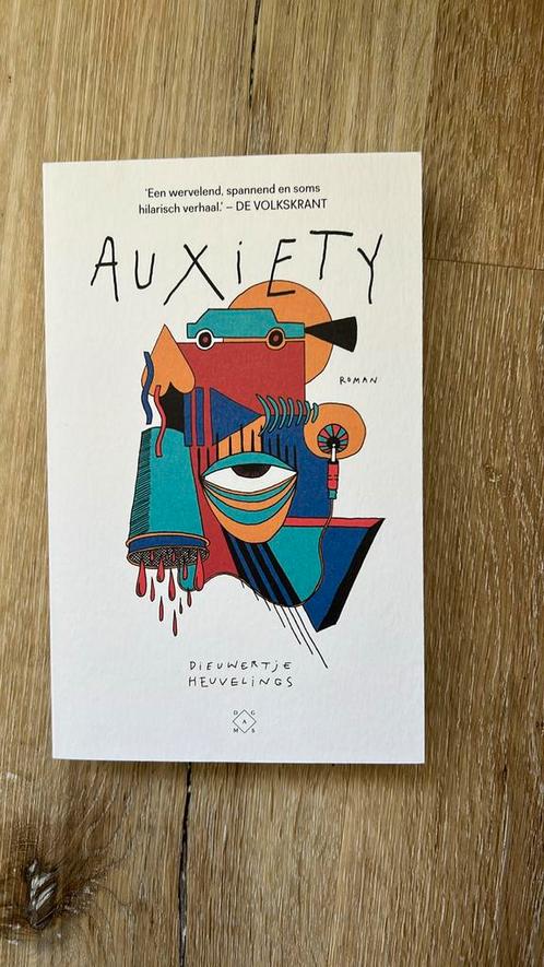 Dieuwertje Heuvelings - Auxiety, Boeken, Literatuur, Zo goed als nieuw, Nederland, Ophalen of Verzenden
