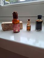 Oude glazen flesjes, Antiek en Kunst, Antiek | Glas en Kristal, Ophalen of Verzenden