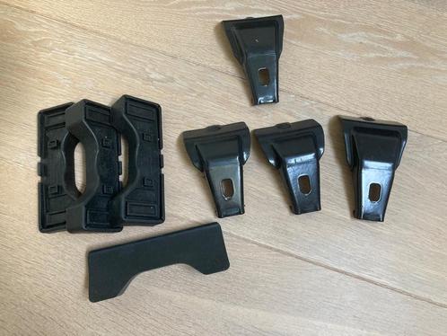 Thule Kit 5026 Clamp, Auto diversen, Dakdragers, Zo goed als nieuw, Ophalen