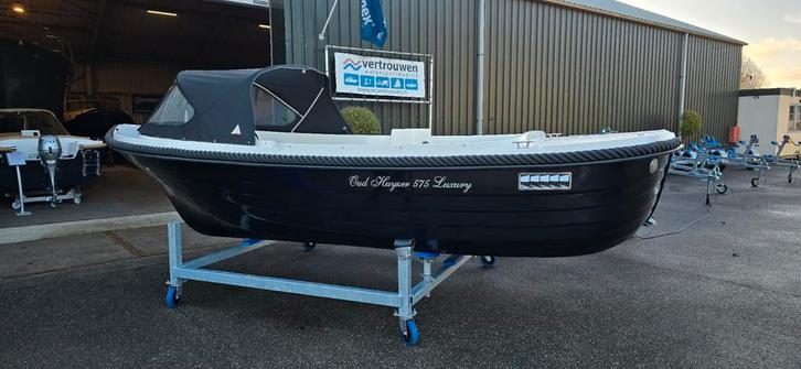 oudhuijzer 575 luxury met gratis tohatsu 9.9 pk twv €3.495,-, Watersport en Boten, Sloepen, Nieuw, Tot 10 pk, 3 tot 6 meter, Buitenboordmotor
