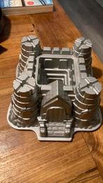 Nordic Ware USA Castle Bundt taartvorm, Ophalen of Verzenden, Zo goed als nieuw, Taarten, Bakvorm