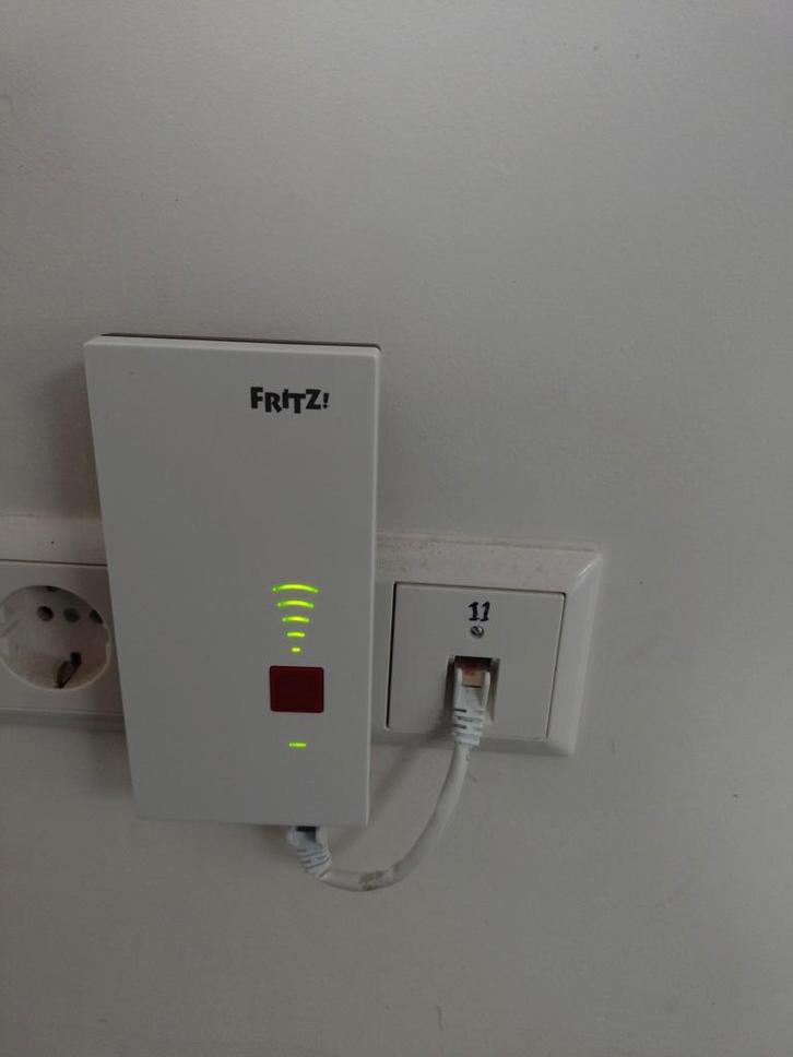 Fritz!Repeater 2400 - Draadloos Bereik Vergroten, Computers en Software, WiFi-versterkers, Ophalen of Verzenden