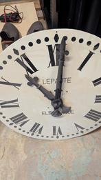 Grote Torenklok - 80 cm - Puls Uurwerk - 220V, Ophalen, Gebruikt, Analoog, Wandklok