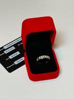 18 karaat gouden ring met 5 diamanten VVS-VS en certificaat!, 18 tot 19, Nieuw, Ophalen of Verzenden, Dame of Heer