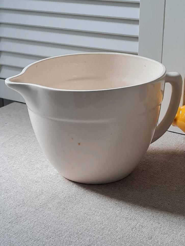 5Aardewerk Beslagkom met Schenktuit, Huis en Inrichting, Keuken | Keukenbenodigdheden, Ophalen of Verzenden