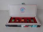 VINTAGE geschenkverpakking " Parfums de France " miniaturen, Verzenden, Nieuw, Miniatuur, Gevuld