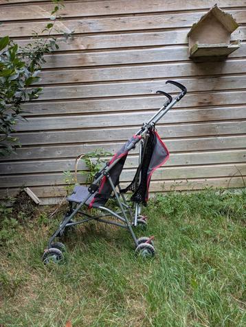 Buggy te koop, gebruikt beschikbaar voor biedingen