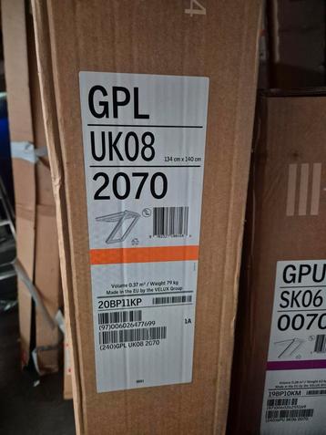Velux dakraam GPL Uk08 2070 - 134x140 beschikbaar voor biedingen