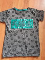 Soho grijs t-shirt met lippen. Maat 140. Elastiek onderin., Kinderen en Baby's, Kinderkleding | Maat 140, Meisje, Gebruikt, Soho