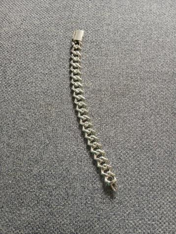 neppe diamanten armband beschikbaar voor biedingen