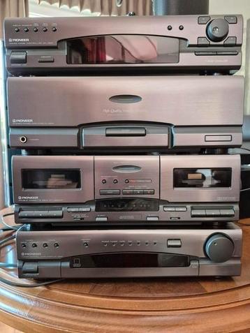 Pioneer hifi set beschikbaar voor biedingen