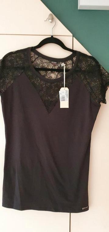 NIEUW ZWART GUESS TSHIRT...maat xl beschikbaar voor biedingen