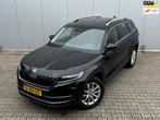 Skoda Kodiaq 1.5 TSI 150PK LIMITED BUSINESS PANO CARPLAY EER, 4 cilinders, 150 pk, Zwart, Bedrijf
