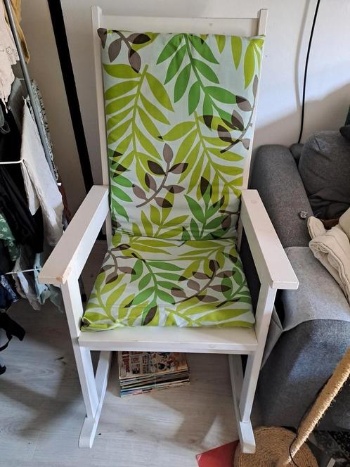 Houten schommelstoel, Huis en Inrichting, Stoelen, Zo goed als nieuw, Eén, Hout, Wit, Ophalen