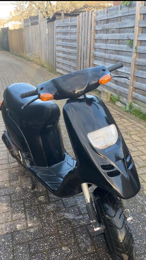 Piaggio typhoon 50cc!, Fietsen en Brommers, Scooters | Piaggio, Zo goed als nieuw, Overige modellen, Ophalen of Verzenden