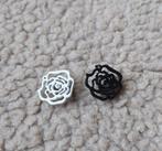 Kleine houten bloem broche - zwart en wit, Overige materialen, Zwart, Minder dan 4 cm, Nieuw