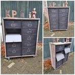 Unieke metalen industriële locker  ladenkast in betonlook, Ophalen, Zo goed als nieuw, 25 tot 50 cm, Minder dan 100 cm