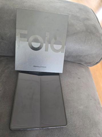 Samsung Galaxy Z Fold 4 - Zo goed als nieuw! beschikbaar voor biedingen