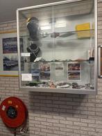 vitrine hangkast, Huis en Inrichting, Kasten | Vitrinekasten, Ophalen, 50 tot 100 cm, Minder dan 100 cm, 25 tot 50 cm