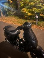 Vespa lx 80cc, Fietsen en Brommers, Snorfietsen en Snorscooters, Ophalen, Zo goed als nieuw, Benzine, Vespa