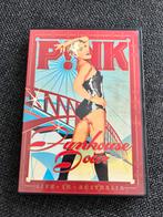 P!nk Funhouse Tour, Ophalen, Zo goed als nieuw
