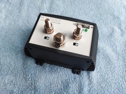 Studer 150A verliesvrije laadstroomverdeler/battery isolator, Watersport en Boten, Navigatiemiddelen en Scheepselektronica, Zo goed als nieuw