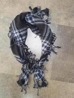 mooi geruitte sjaal met franjes, 90x90 cm, Kleding | Dames, Mutsen, Sjaals en Handschoenen, Ophalen of Verzenden, Sjaal, Zo goed als nieuw