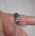 Zilveren ring met markasiet steentjes maat 18 nr.983, Sieraden, Tassen en Uiterlijk, Ringen, 18 tot 19, Verzenden, Zo goed als nieuw