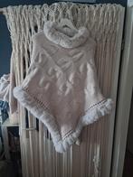 Nieuwe warme poncho/omslagdoek, Kleding | Dames, Grote Maten, Ophalen of Verzenden, Nieuw