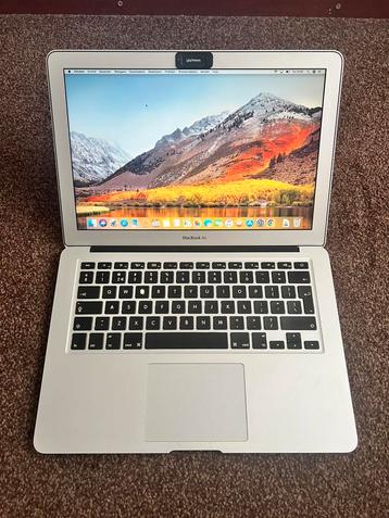 Macbook Air 13 inch beschikbaar voor biedingen