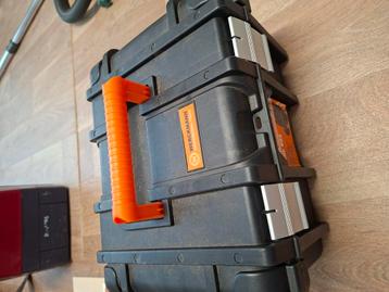 Gereedschaps kist of viskist  beschikbaar voor biedingen