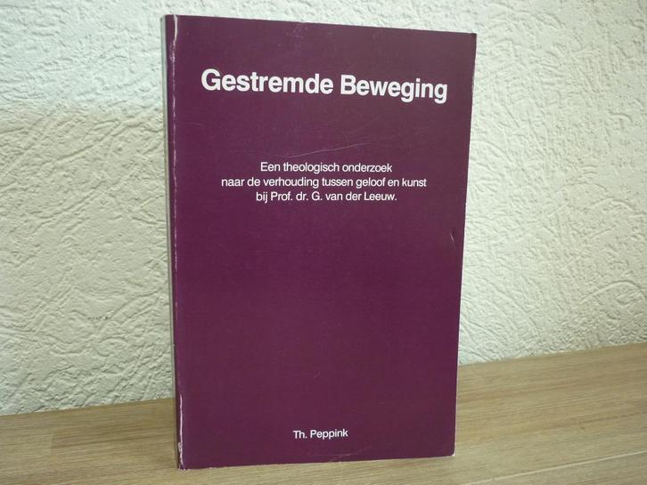 Th. Peppink - Gestremde beweging een theologisch onderzoek,, Boeken, Godsdienst en Theologie, Gelezen, Christendom | Protestants