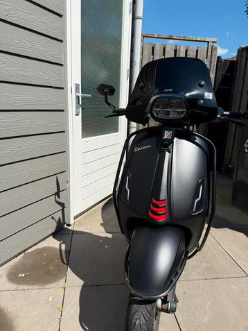 Vespa Sprint 2021  beschikbaar voor biedingen