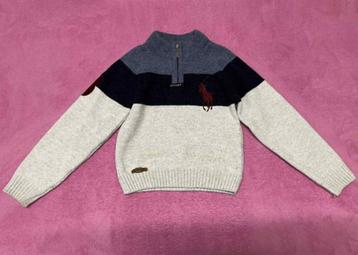 Te koop trui beschikbaar voor biedingen