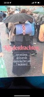 Klederdrachten, Ophalen of Verzenden, Zo goed als nieuw