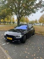 BMW 3-Serie F30 1.6 320I 125KW EDE 2013 Zwart - M-Pakket, Auto's, BMW, Achterwielaandrijving, 74 €/maand, 4 cilinders, Zwart