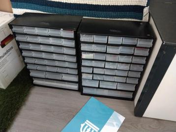 Raaco ladenkast. 2x beschikbaar voor biedingen