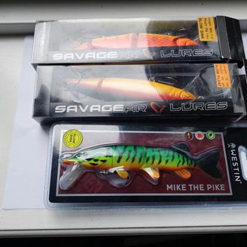 Savage Gear, 2 x Slow Sink/Float en 1 x Mike the Pike beschikbaar voor biedingen